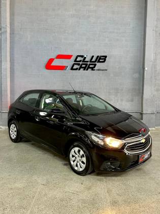 CHEVROLET ONIX 1.4 MPFI ACTIV 8V FLEX 4P AUTOMÁTICO CHEVROLET ONIX 1.4 MPFI ACTIV 8V FLEX 4P AUTOMÁTICO